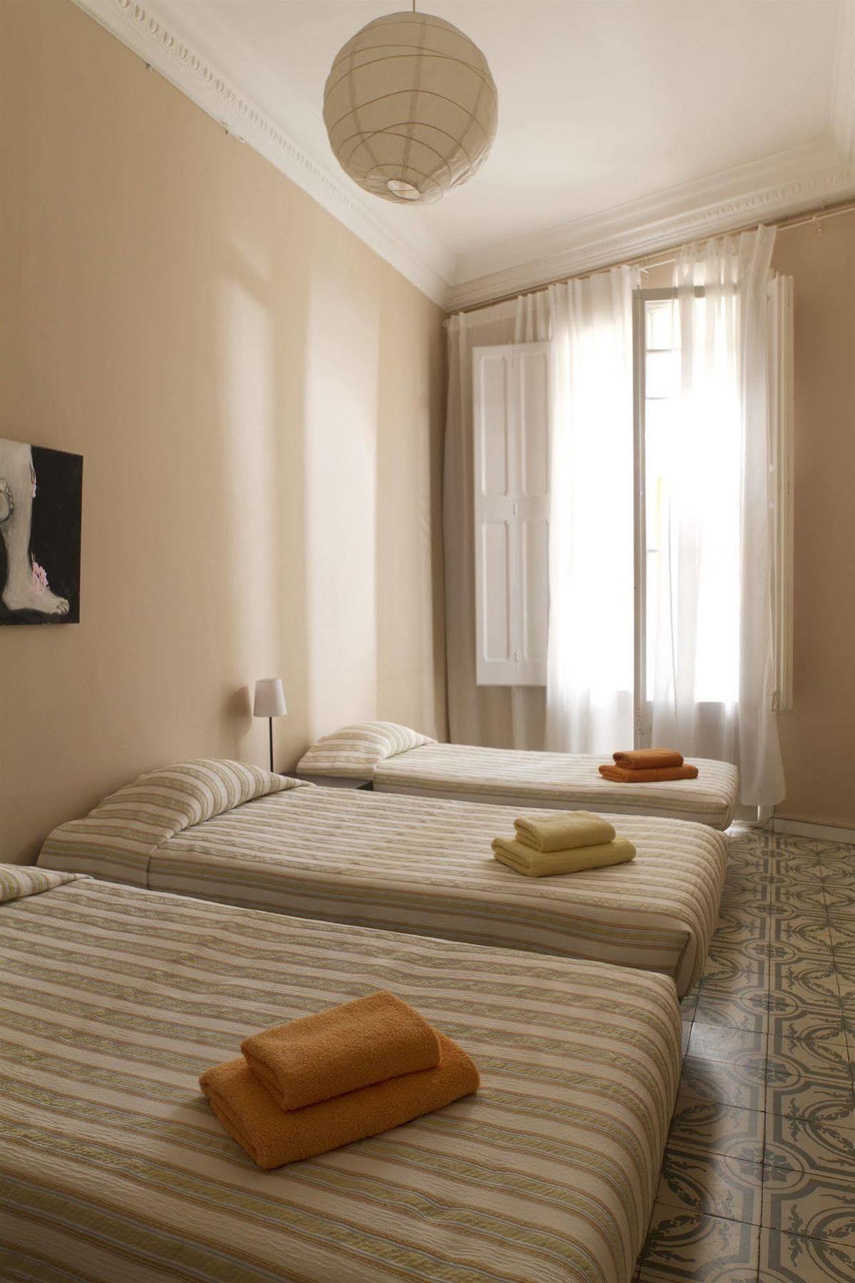 Apartamento Diagonal برشلونة المظهر الخارجي الصورة